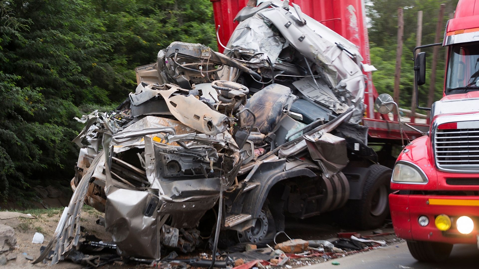 Speak With a Los Angeles Personal Injury Lawyer for Fatal Truck Accidents Today