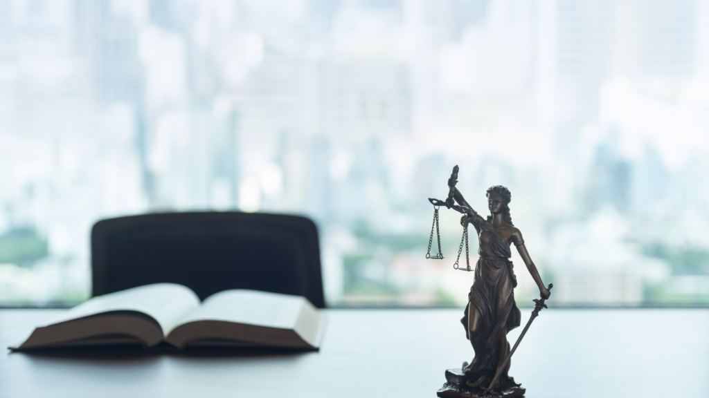 When To Speak With a Lawyer After a San Fernando Valley Truck Crash